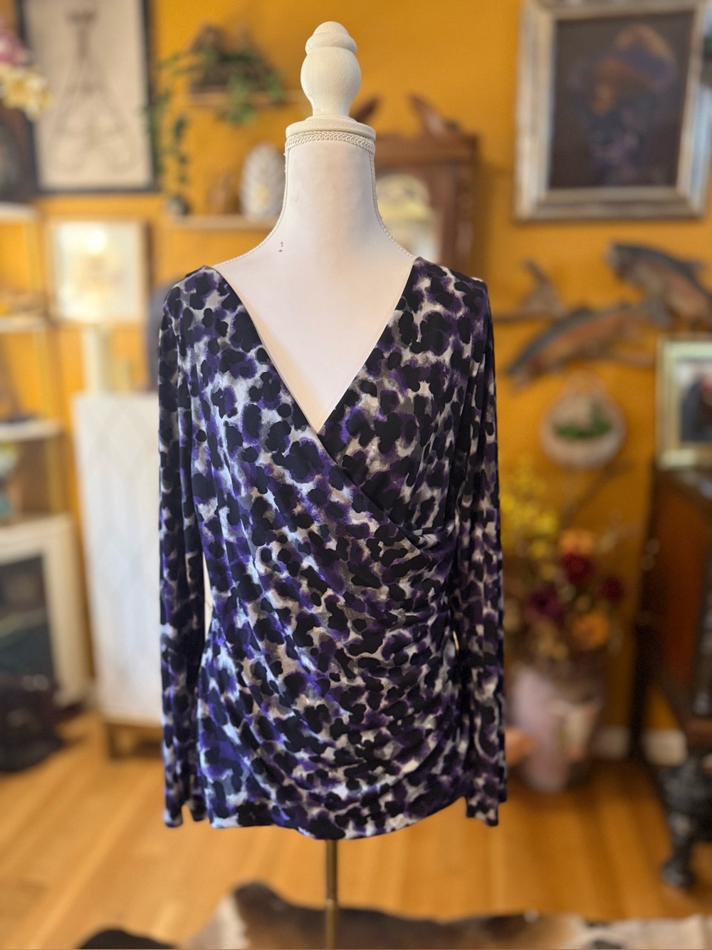 Chaus size L